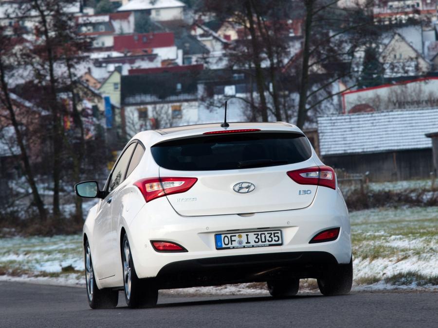  Hyundai i30 3-Door 2012 года  (фото 16 из 18)